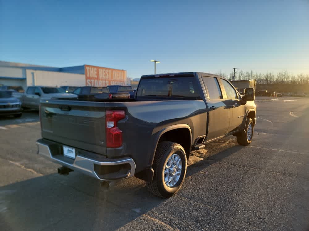 Thumbnail: 2026 Chevrolet Silverado 2500 - 5