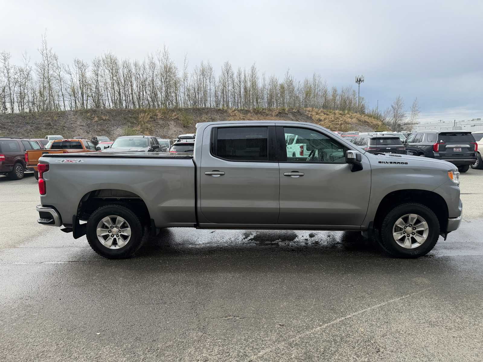 Thumbnail: 2023 Chevrolet Silverado 1500 - 6
