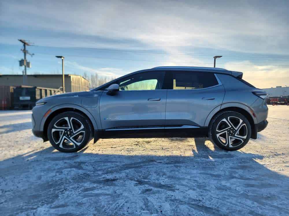 Thumbnail: 2026 Chevrolet Equinox - 2