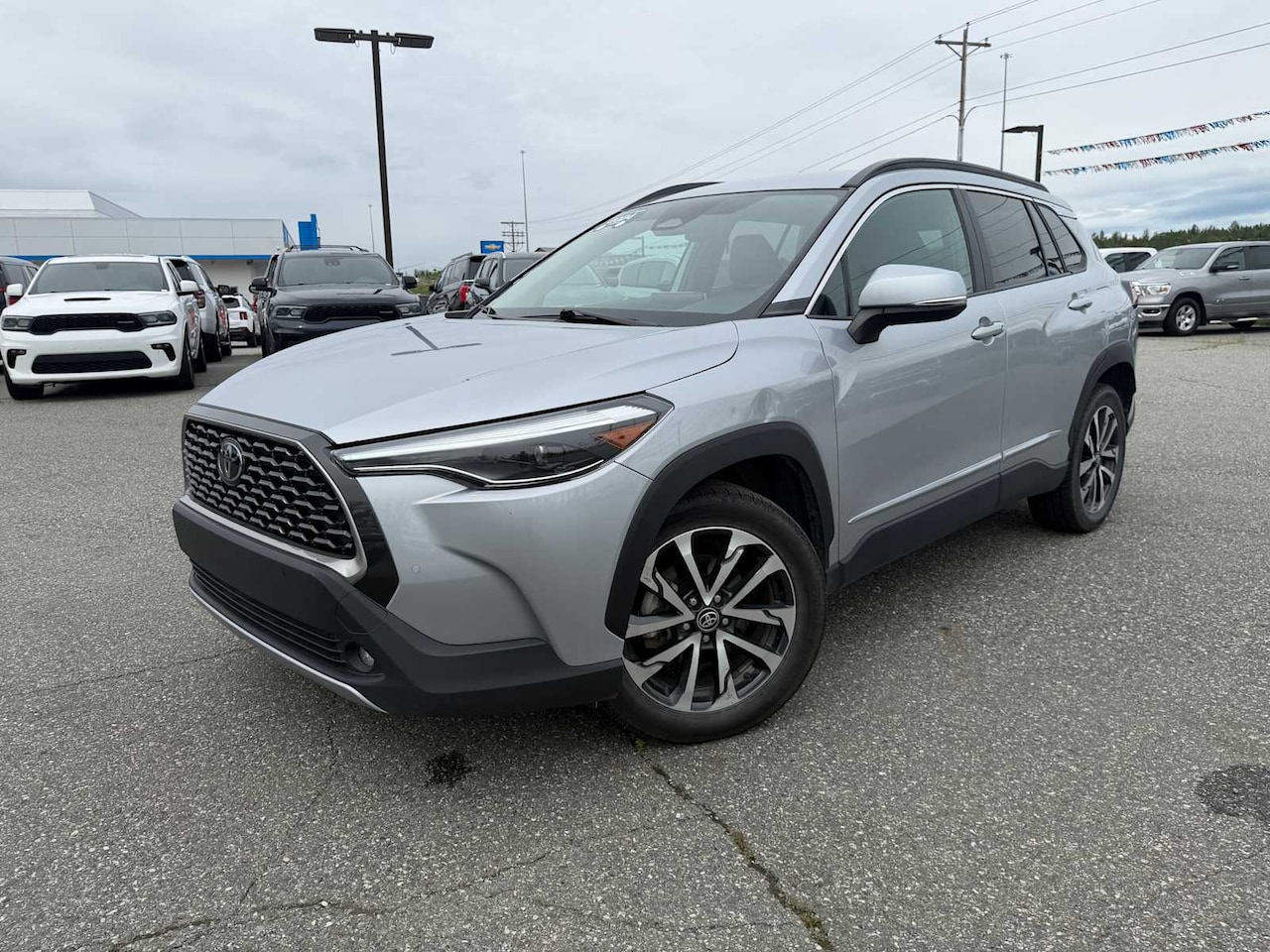 2024 Toyota Corolla Cross XLE - Image 1