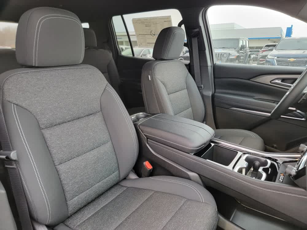 Thumbnail: 2026 Chevrolet Traverse - 18