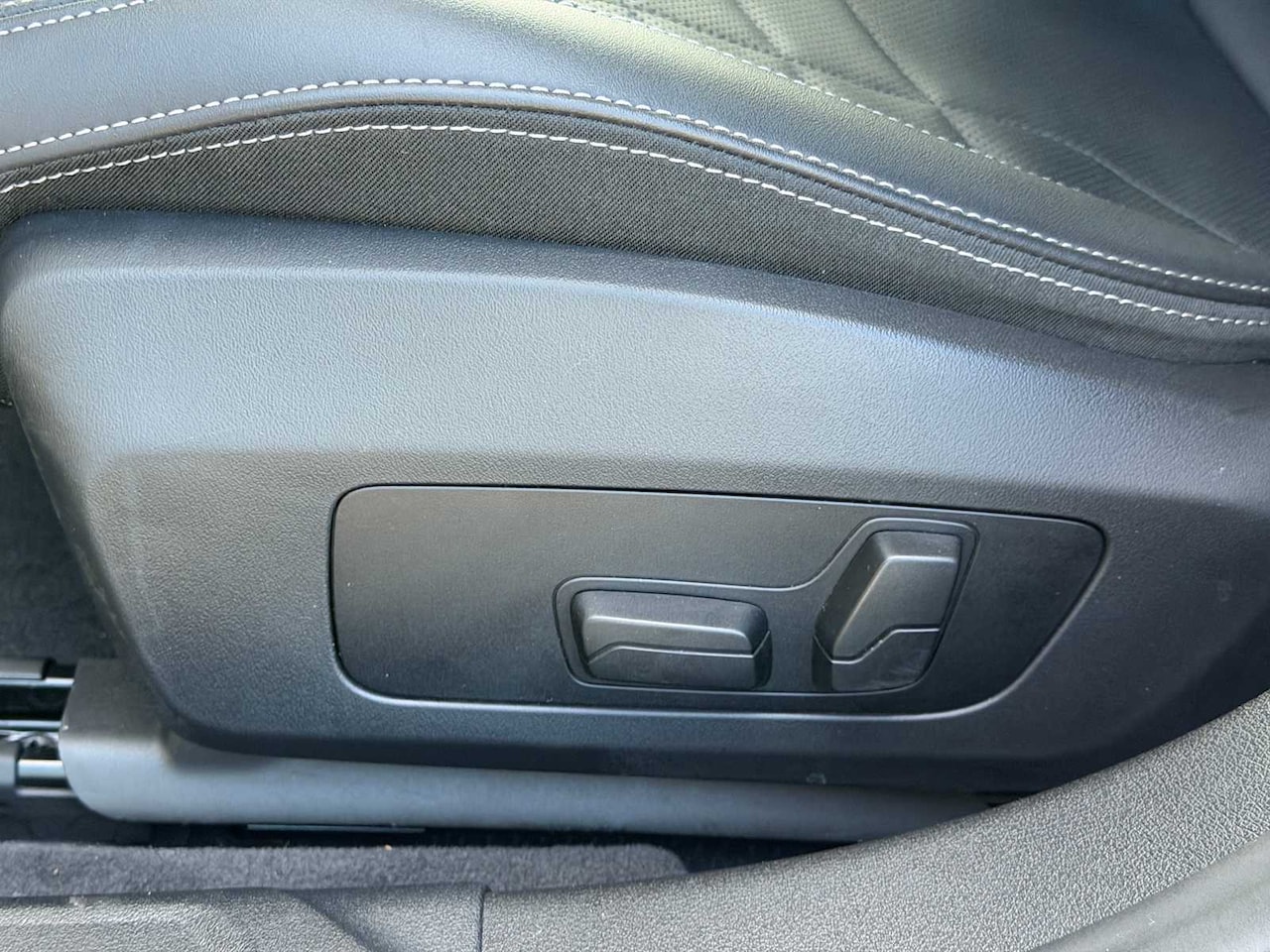 2024 Chevrolet Equinox LT - Image 36