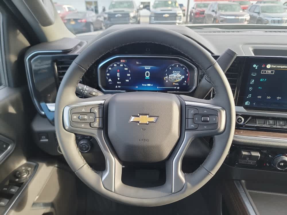 Thumbnail: 2026 Chevrolet Silverado 2500 - 13