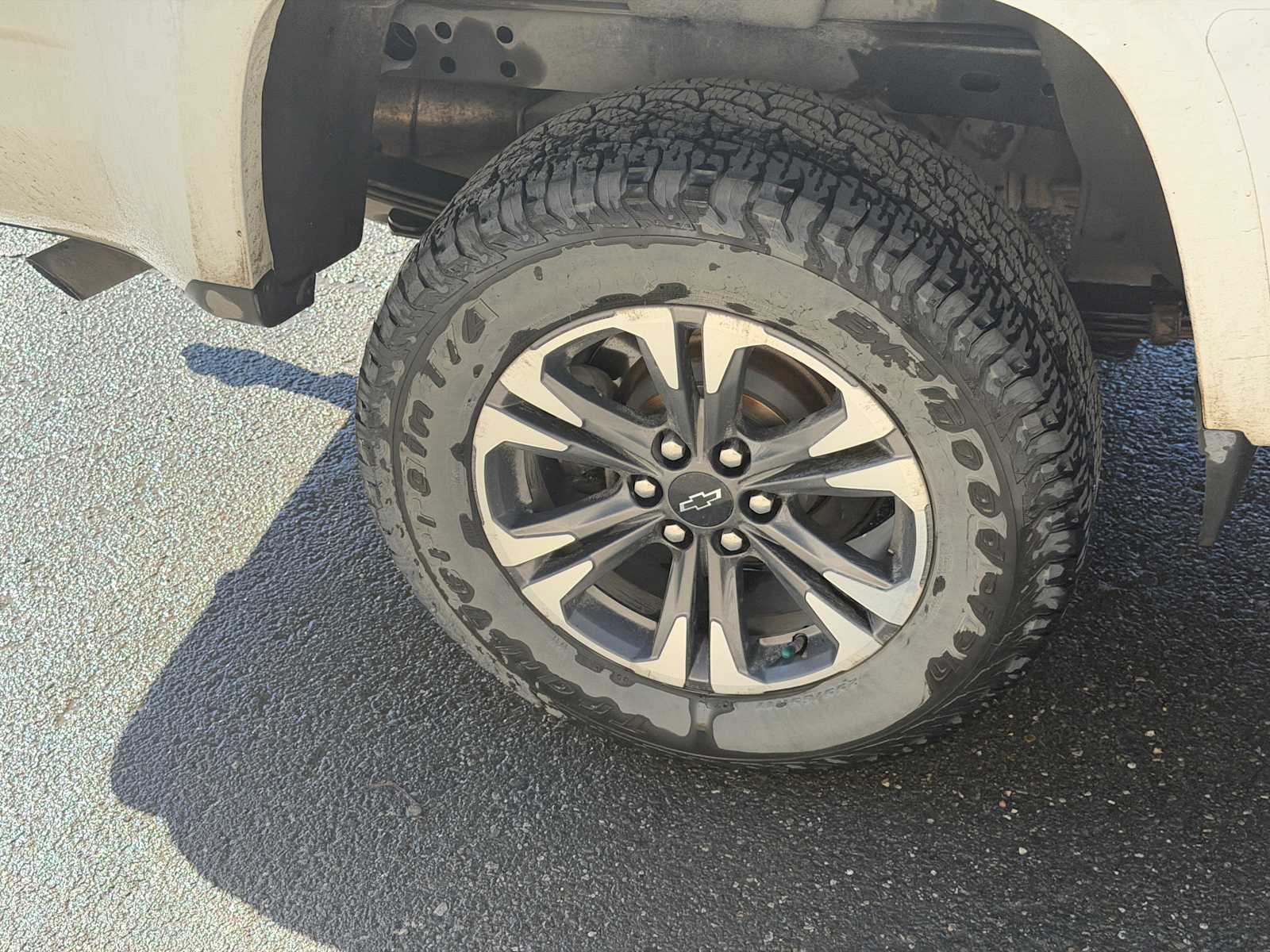 Thumbnail: 2021 Chevrolet Colorado - 19