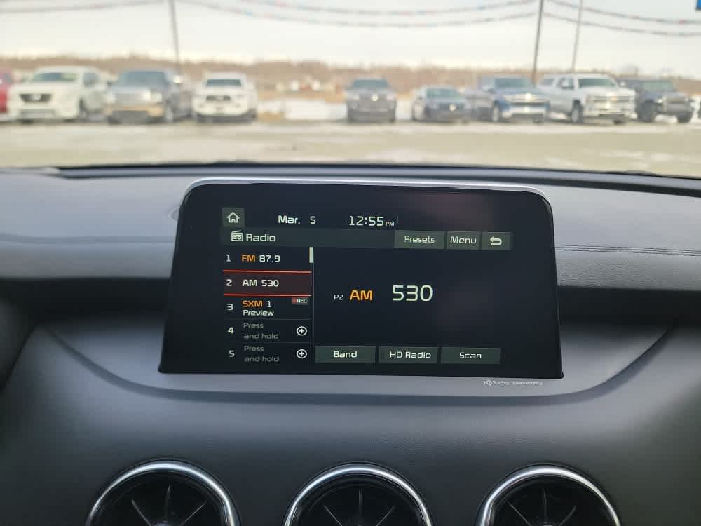 Thumbnail: 2018 Kia Stinger - 16