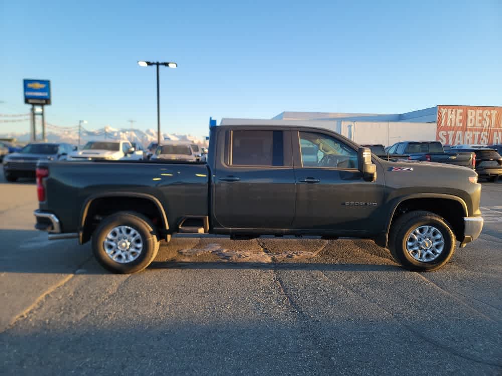 Thumbnail: 2026 Chevrolet Silverado 2500 - 6