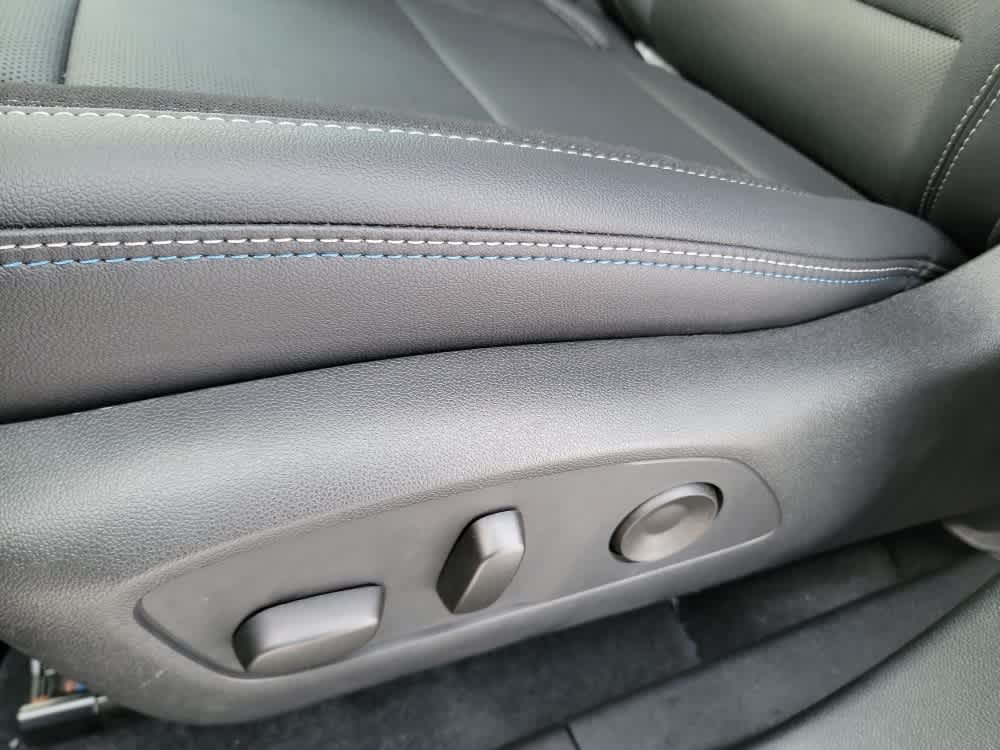 Thumbnail: 2025 Chevrolet Equinox - 11