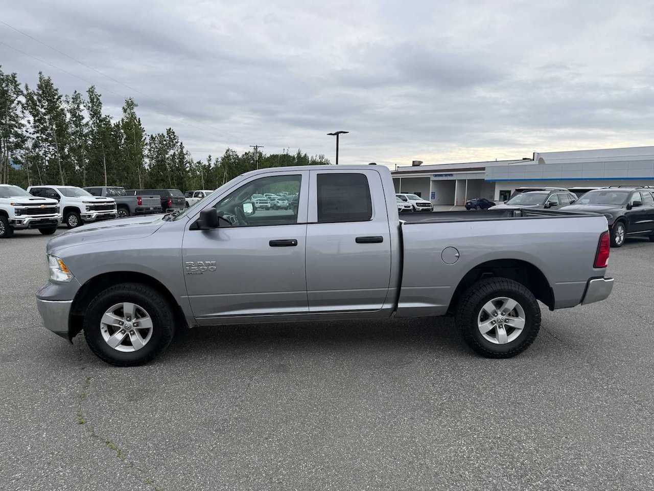2024 Ram 1500 Classic SLT - Image 8
