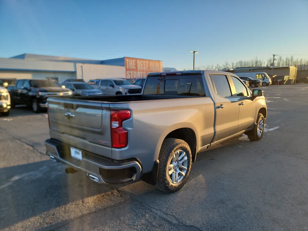 Thumbnail: 2026 Chevrolet Silverado 1500 - 5