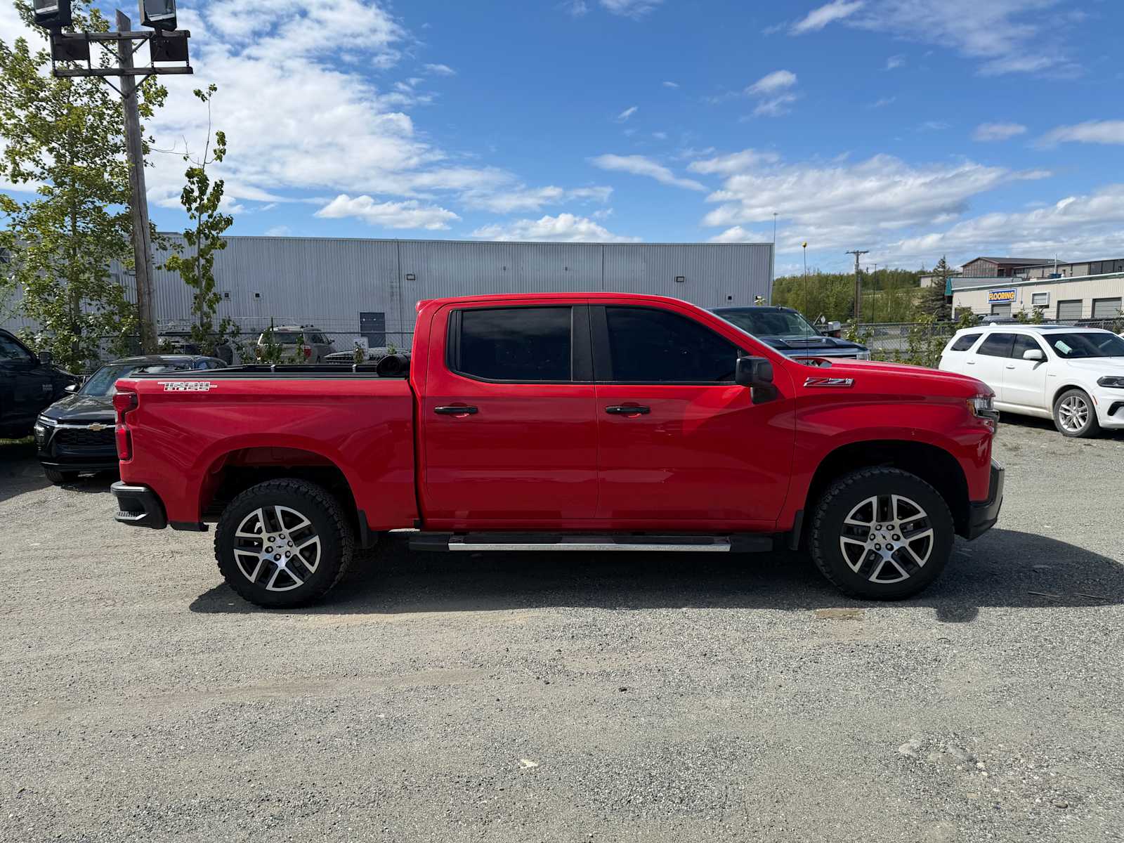 Thumbnail: 2020 Chevrolet Silverado 1500 - 4