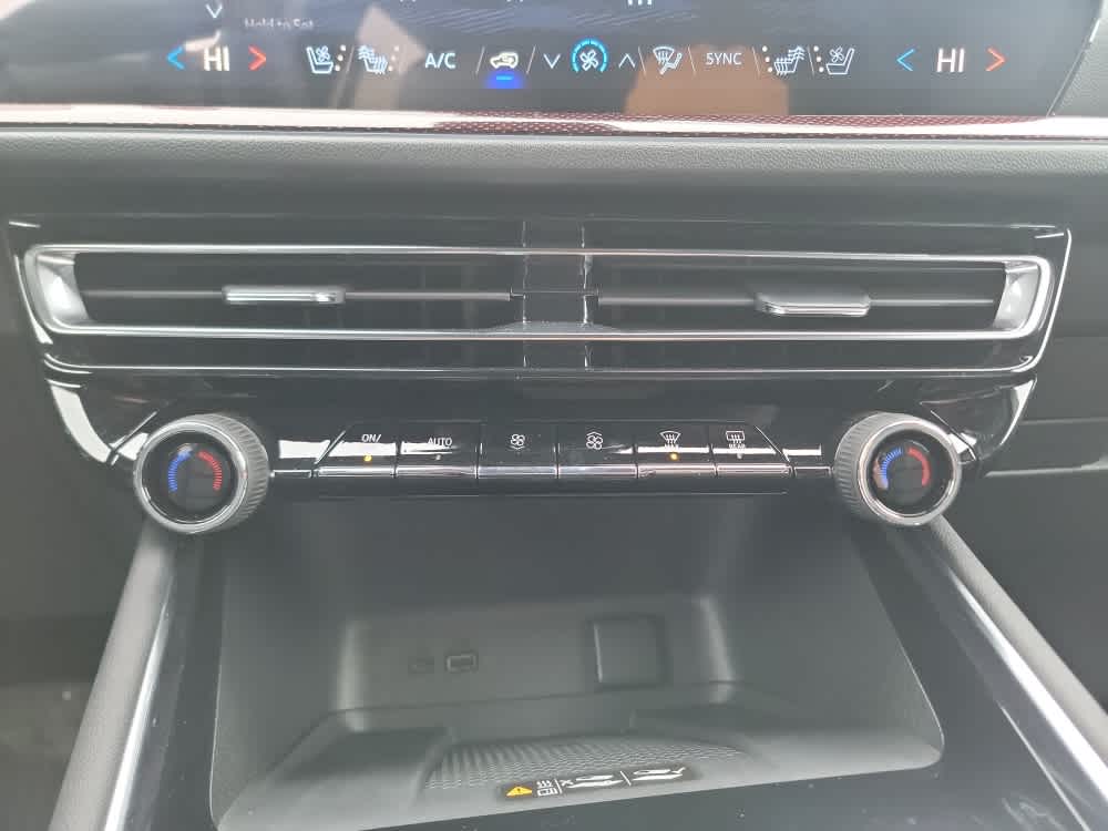 Thumbnail: 2026 Chevrolet Traverse - 18