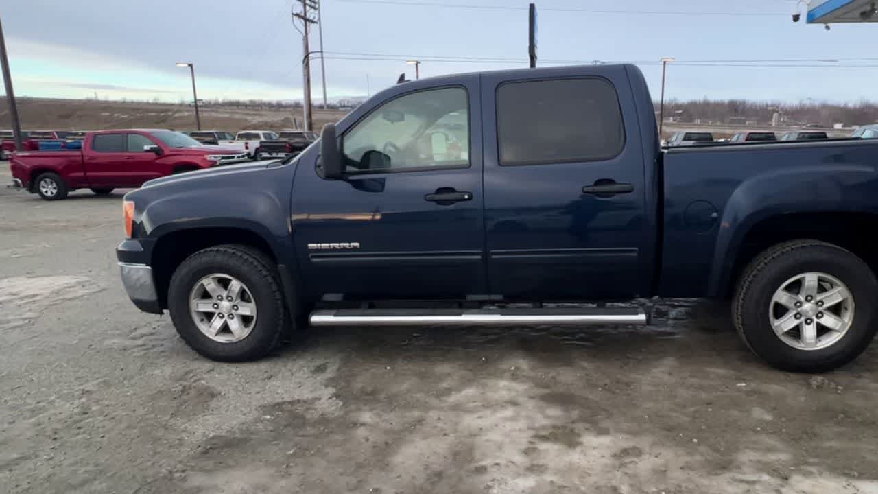 Thumbnail: 2011 GMC Sierra 1500 - 3