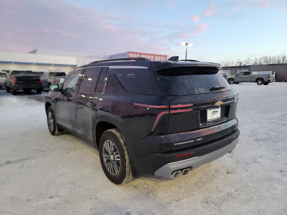 Thumbnail: 2026 Chevrolet Traverse - 3