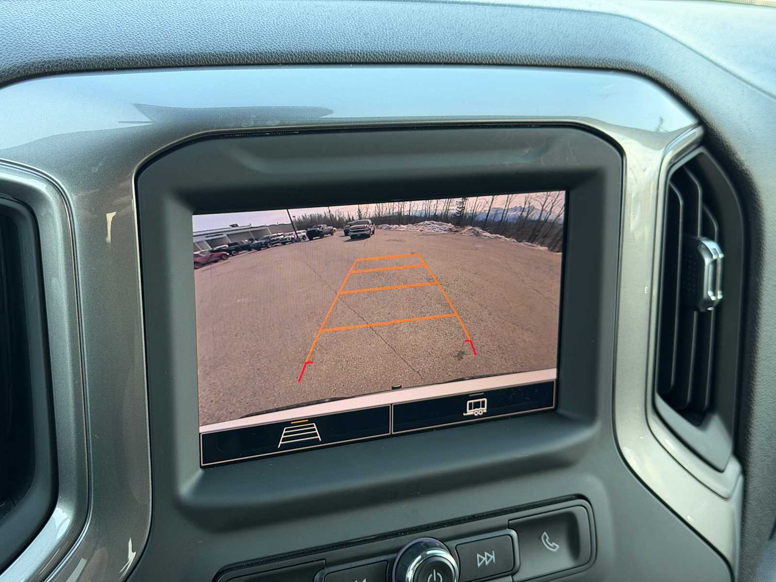 Thumbnail: 2025 Chevrolet Silverado 1500 - 2