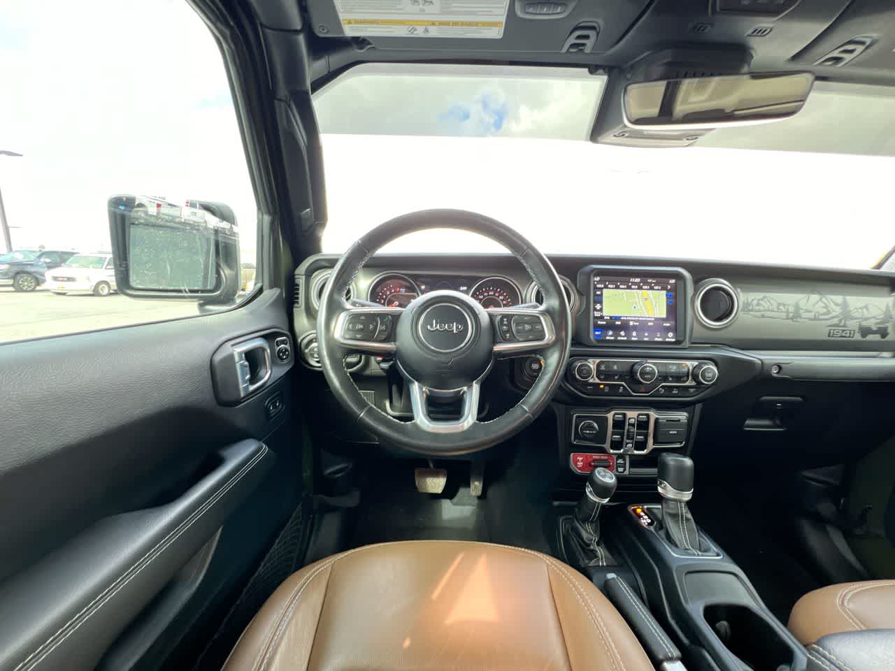 Thumbnail: 2021 Jeep Gladiator - 14