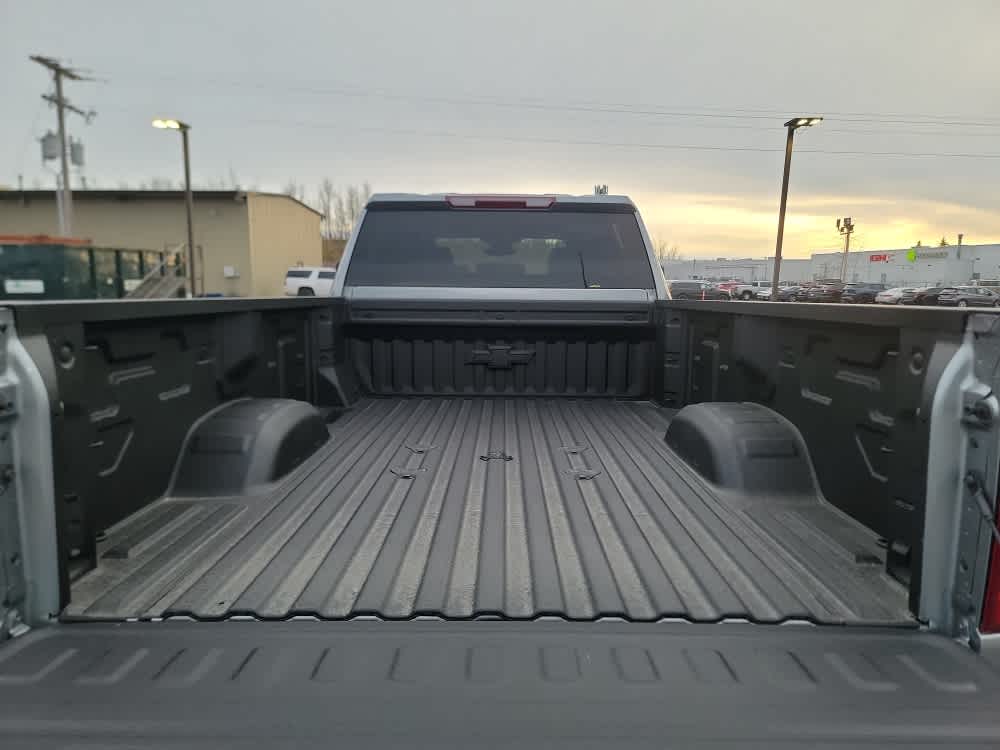 Thumbnail: 2026 Chevrolet Silverado 3500 - 20