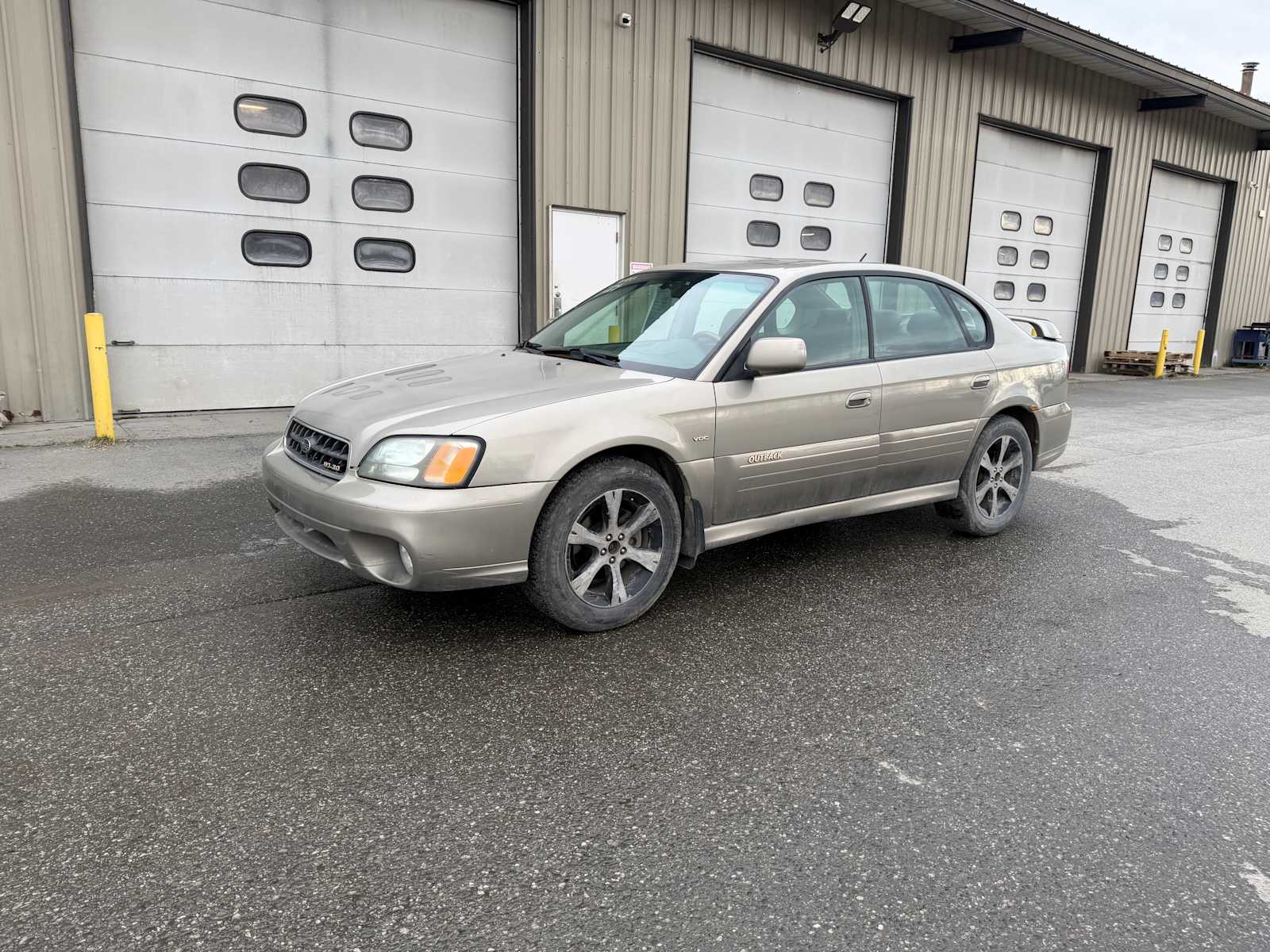 Thumbnail: 2003 Subaru Legacy - 3
