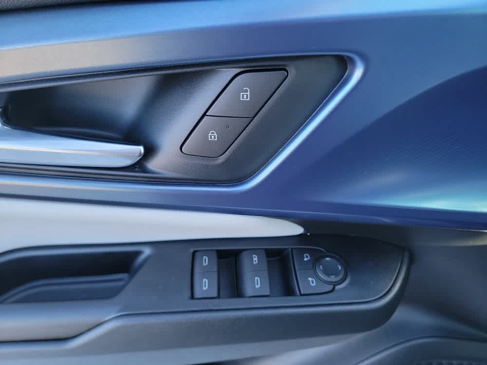 Thumbnail: 2026 Chevrolet Equinox - 10