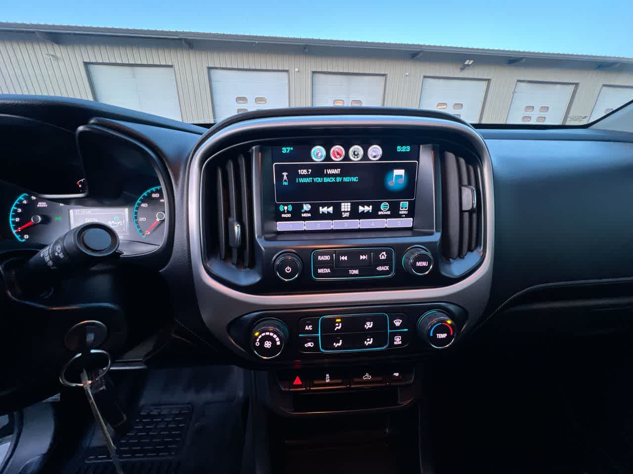 Thumbnail: 2017 GMC Canyon - 16