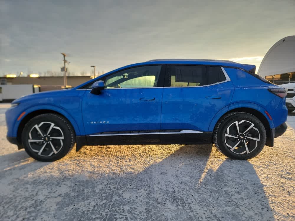 Thumbnail: 2025 Chevrolet Equinox - 2