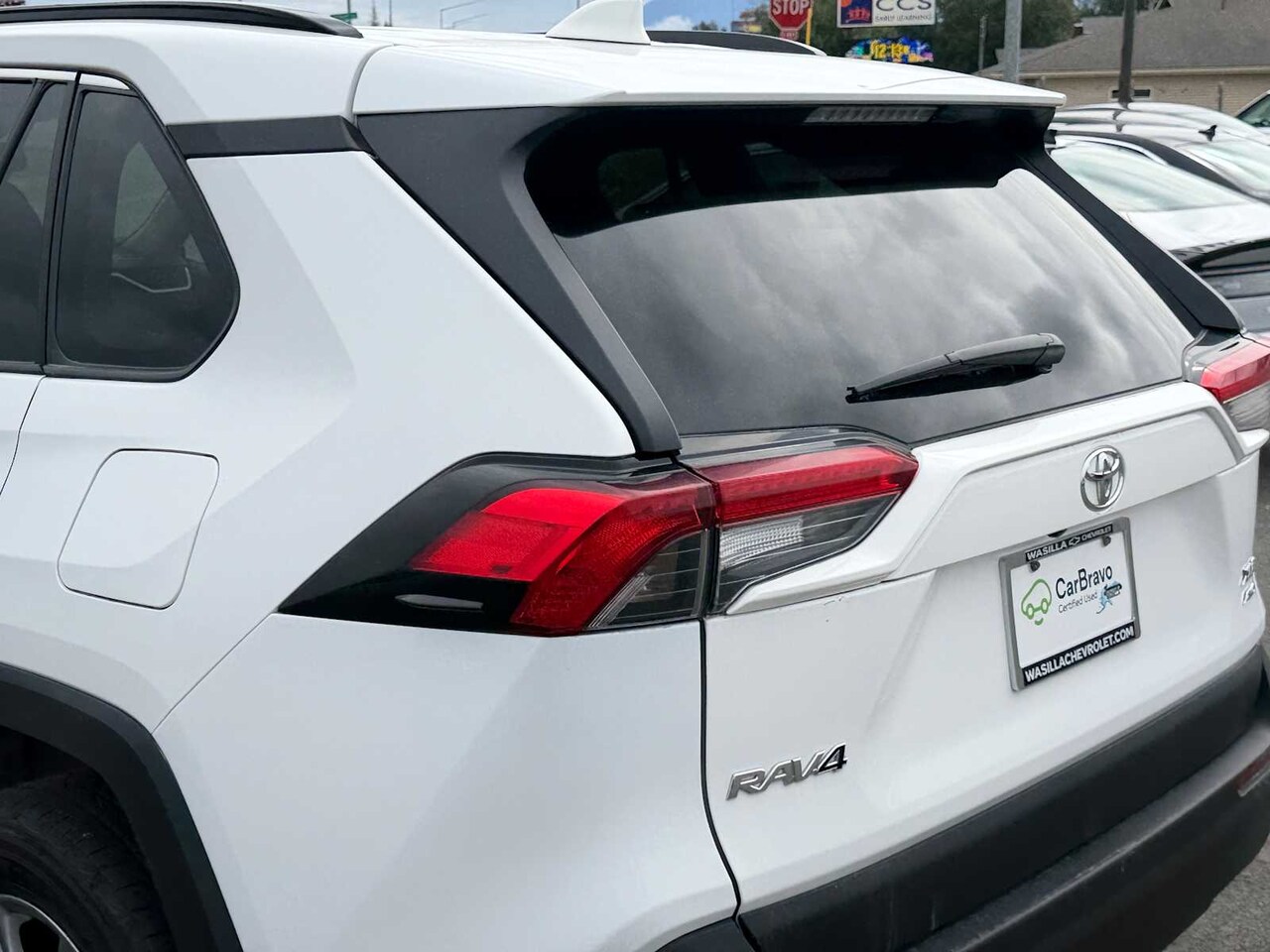 2024 Toyota RAV4 XLE - Image 16