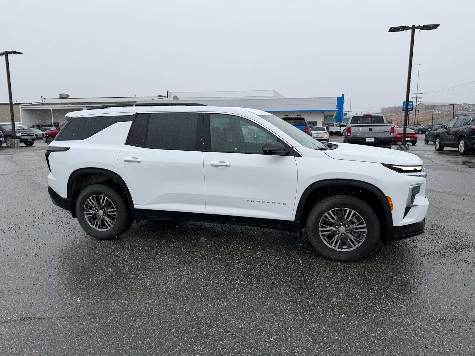 Thumbnail: 2026 Chevrolet Traverse - 6