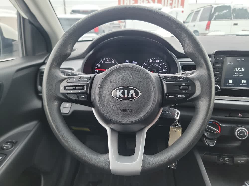 Thumbnail: 2020 Kia Rio - 13