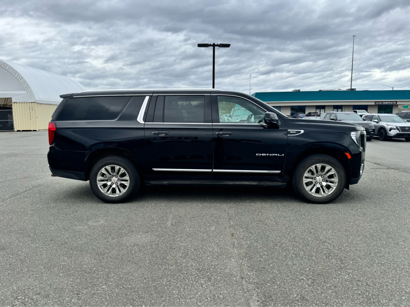 Thumbnail: 2024 GMC Yukon XL - 6