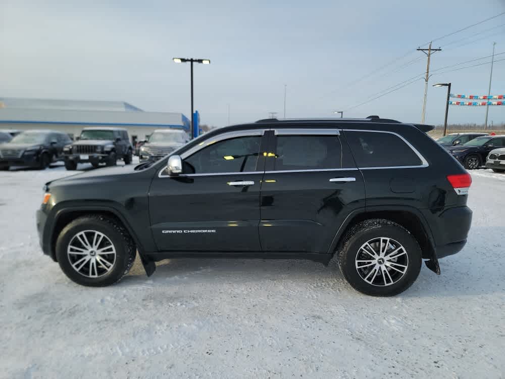 Thumbnail: 2015 Jeep Grand Cherokee - 2