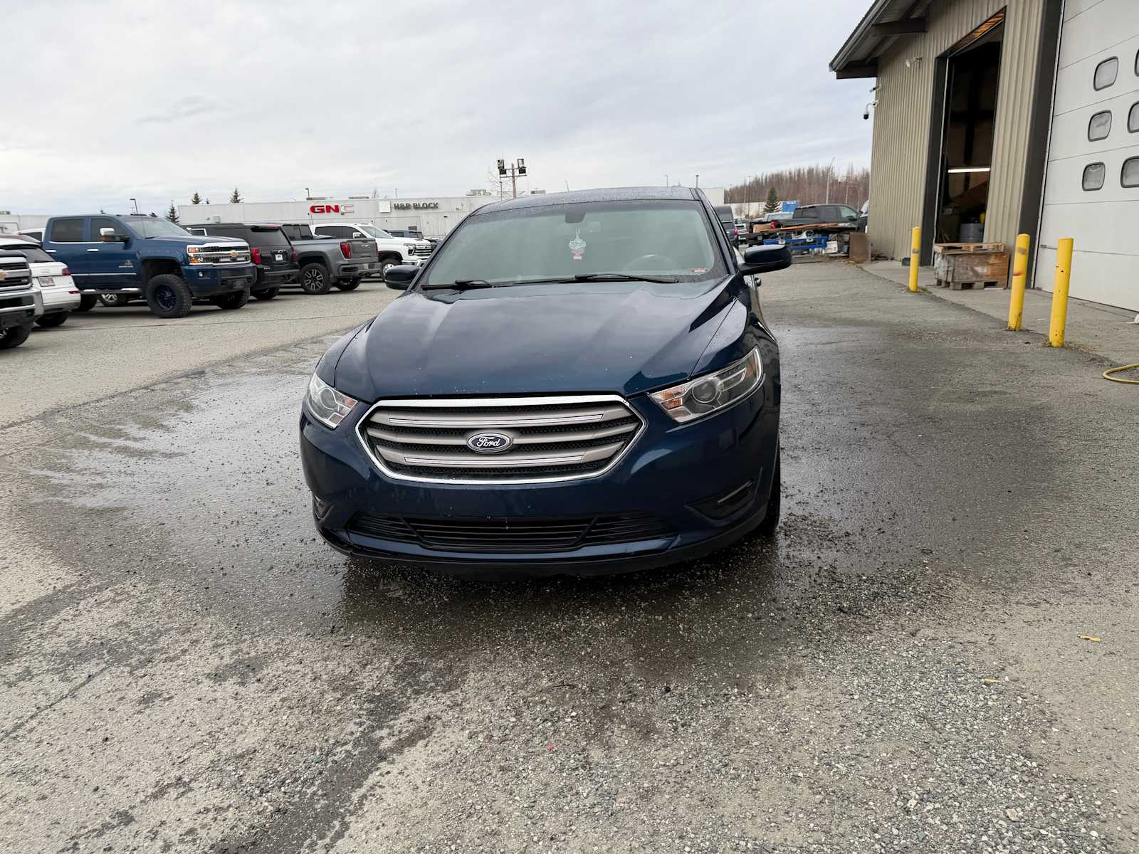 Thumbnail: 2017 Ford Taurus - 4