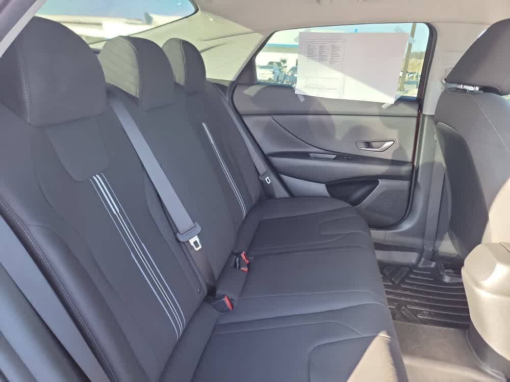 Thumbnail: 2023 Hyundai Elantra - 20