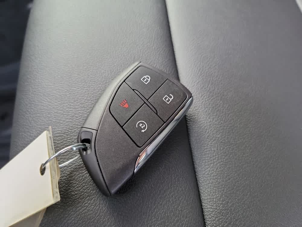 Thumbnail: 2026 Chevrolet Colorado - 21