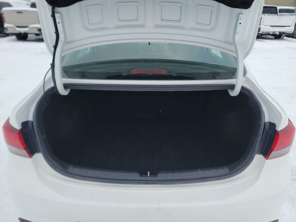 Thumbnail: 2020 Kia Rio - 20