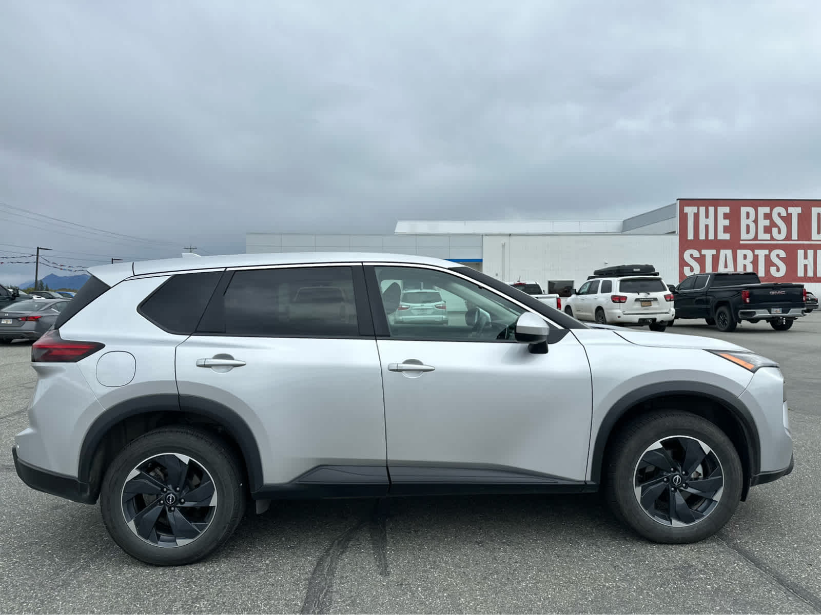 Thumbnail: 2024 Nissan Rogue - 8