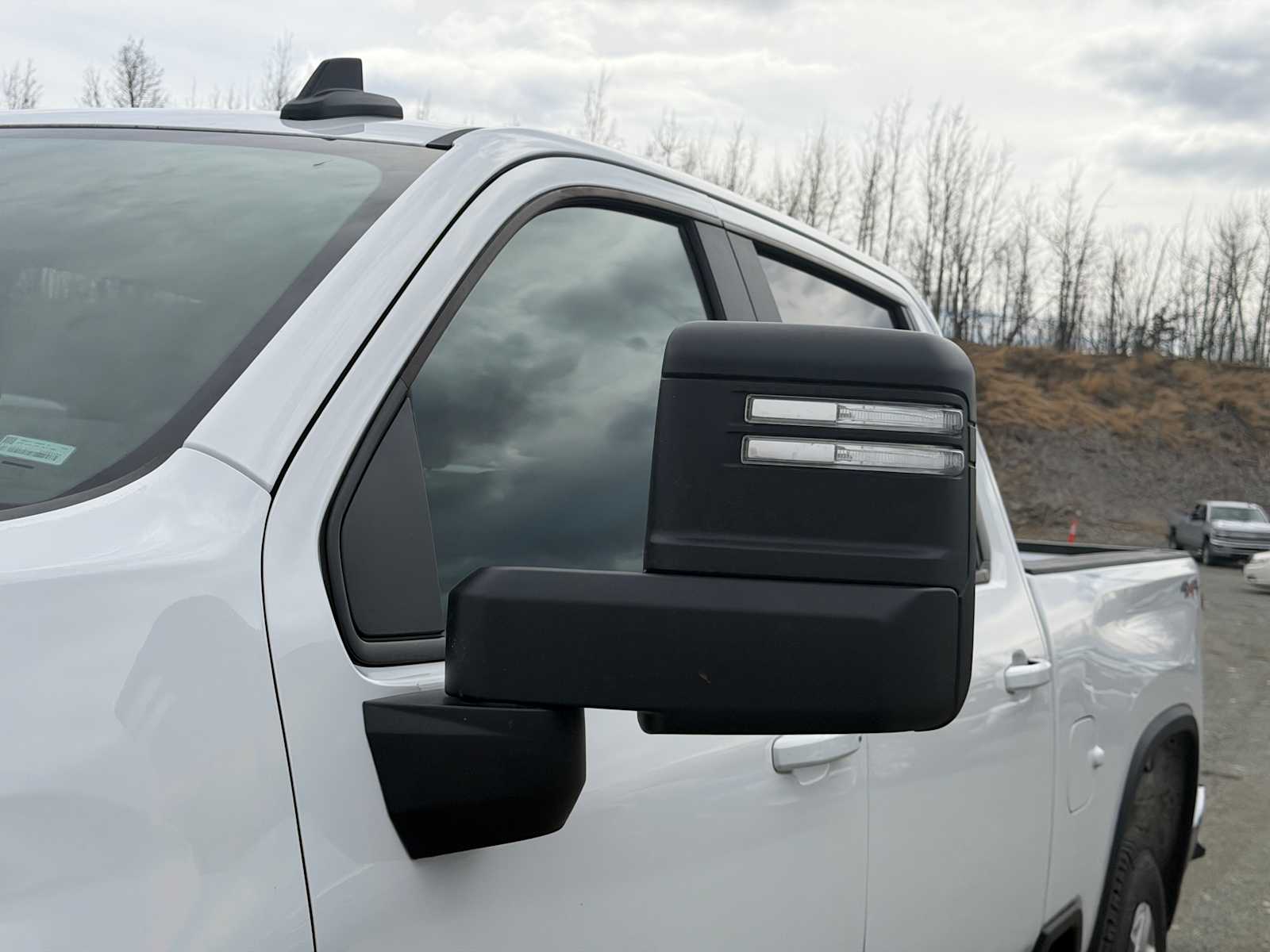 Thumbnail: 2025 Chevrolet Silverado 2500 - 13