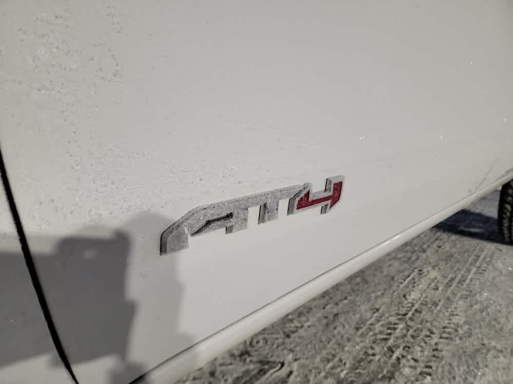 Thumbnail: 2025 GMC Canyon - 24