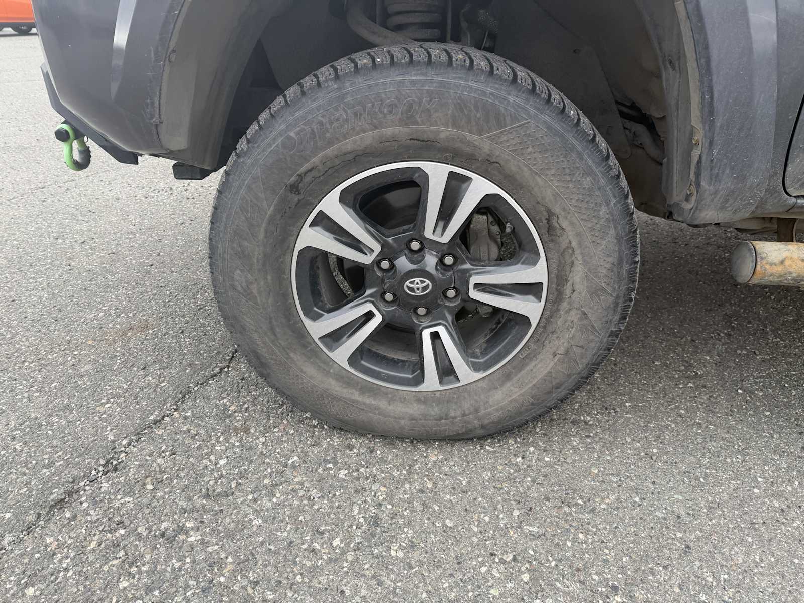 Thumbnail: 2019 Toyota Tacoma - 10