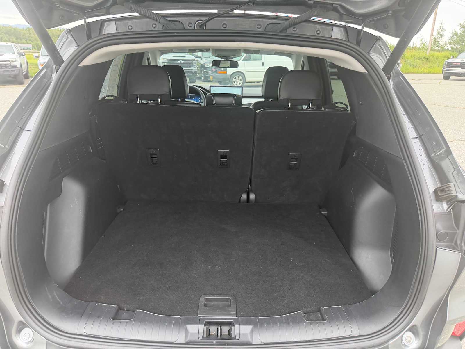 2025 Ford Escape Platinum - Photo 17