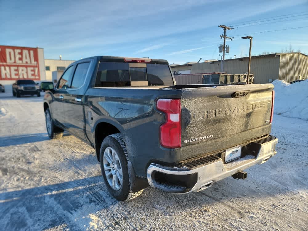 Thumbnail: 2026 Chevrolet Silverado 1500 - 3