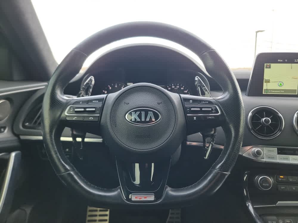 Thumbnail: 2018 Kia Stinger - 14