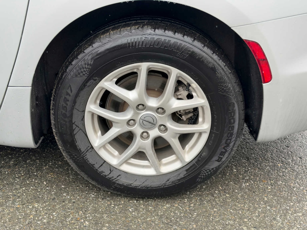 2024 Chrysler Pacifica Touring L - Image 11