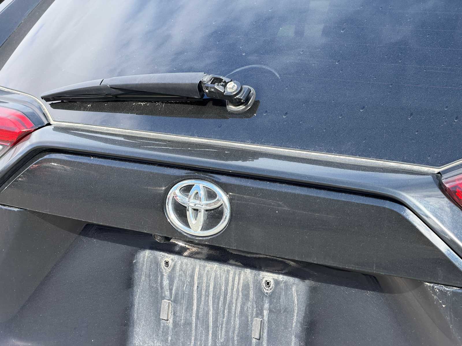 Thumbnail: 2023 Toyota RAV4 - 20