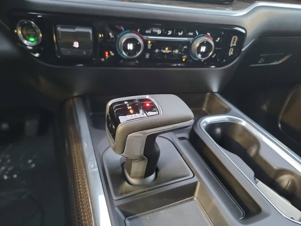 Thumbnail: 2026 Chevrolet Silverado 1500 - 17