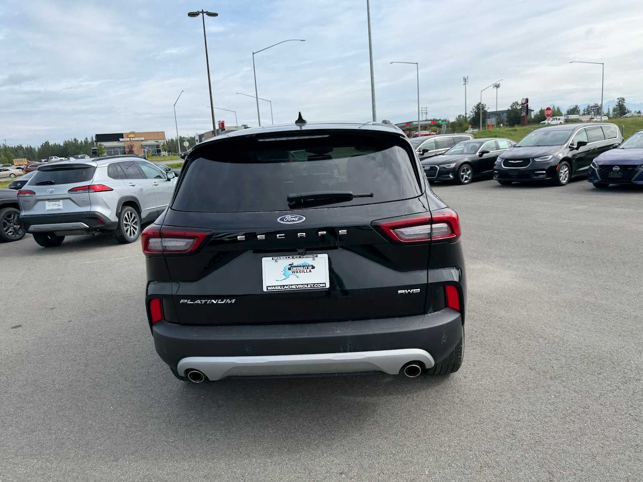 2025 Ford Escape Platinum - Image 14