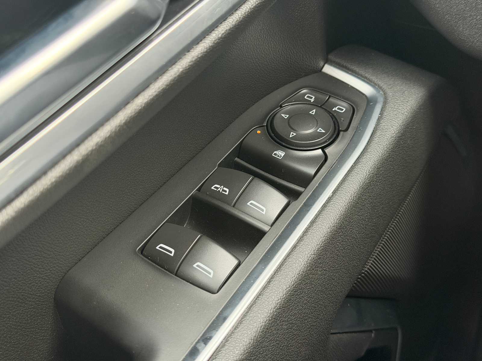 2026 Chevrolet Silverado 2500 HD LT - Image 4