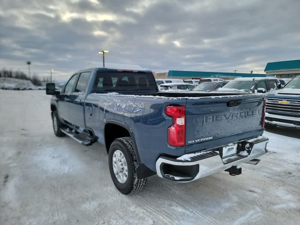 Thumbnail: 2026 Chevrolet Silverado 3500 - 3