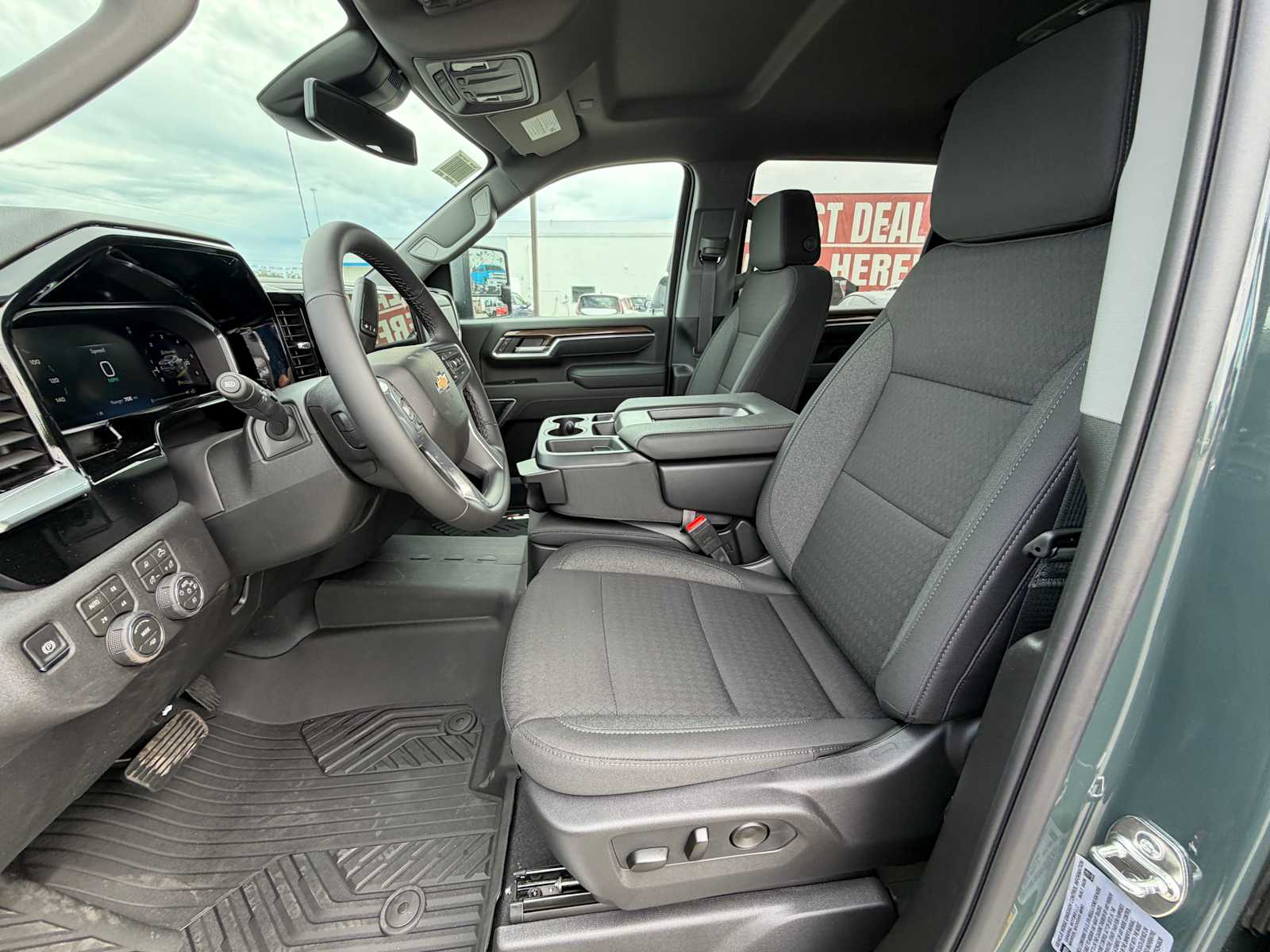 Thumbnail: 2026 Chevrolet Silverado 2500 - 6