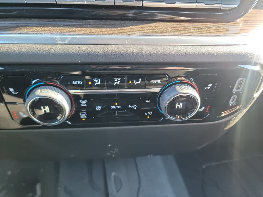 Thumbnail: 2026 Chevrolet Silverado 1500 - 16