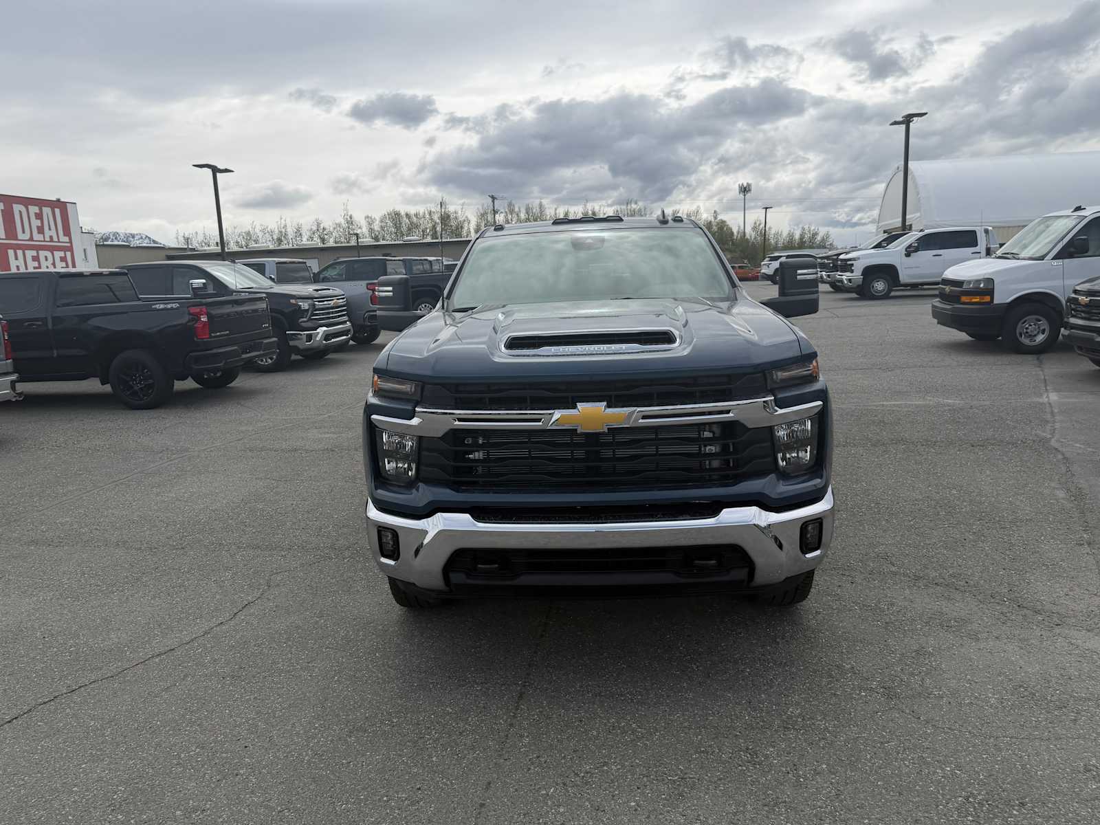Thumbnail: 2026 Chevrolet Silverado 2500 - 10