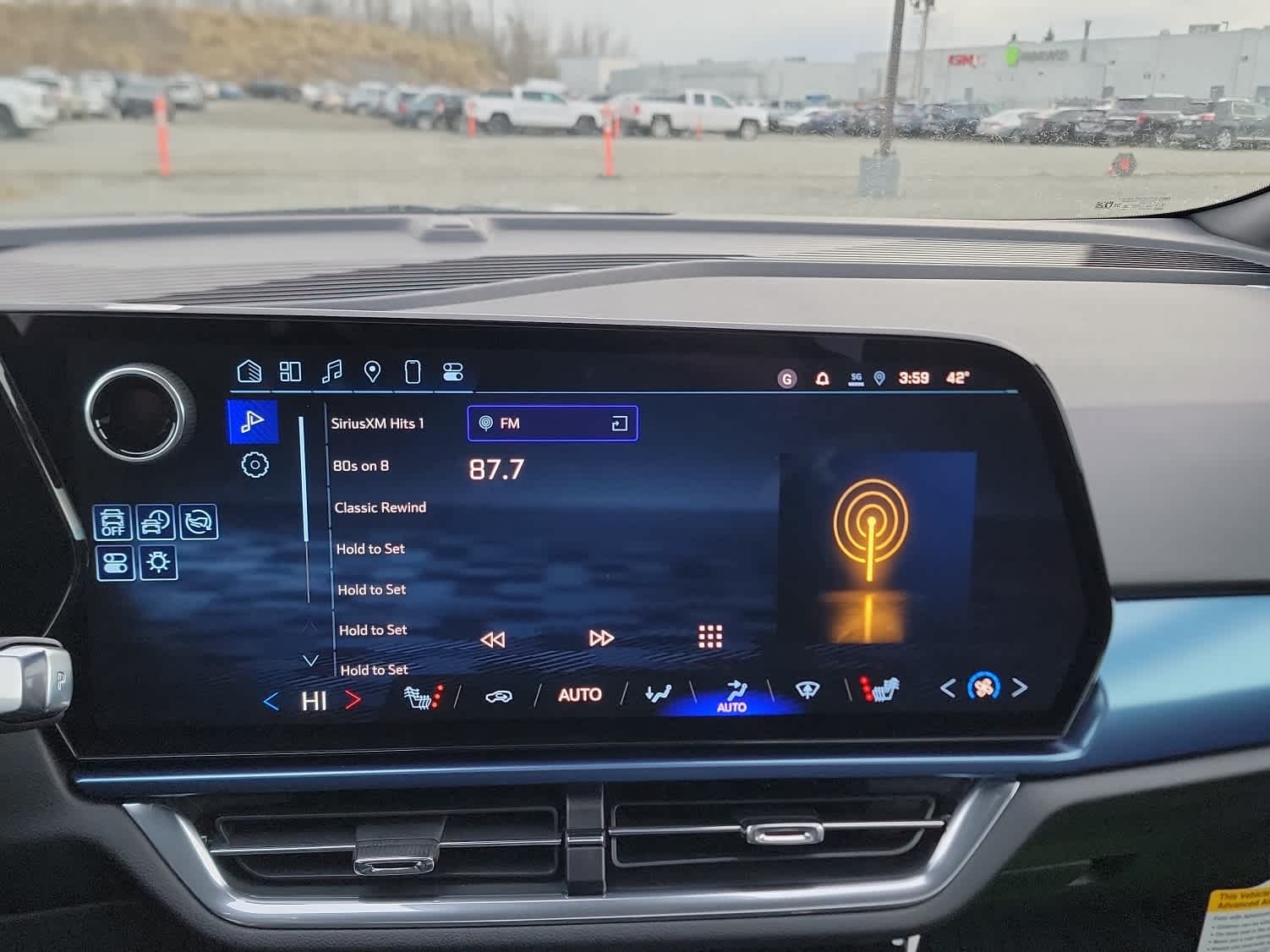 Thumbnail: 2025 Chevrolet Equinox - 16